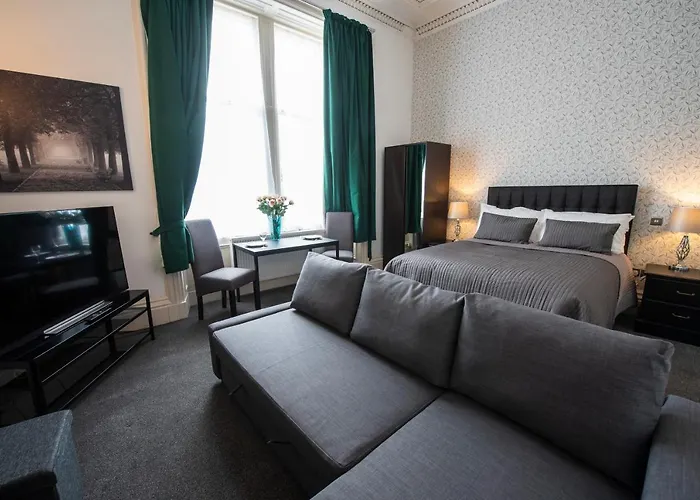 Grosvenor Suites